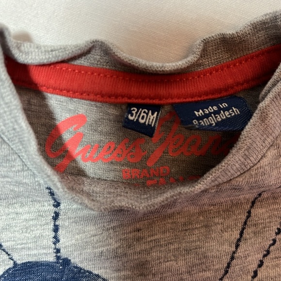 3-9M Guess clothes bundle - Picture 3 of 9